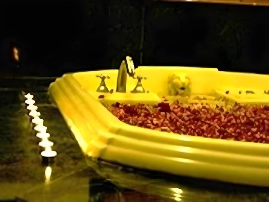 Gajahmada Graha Hotel Malang Buitenkant foto