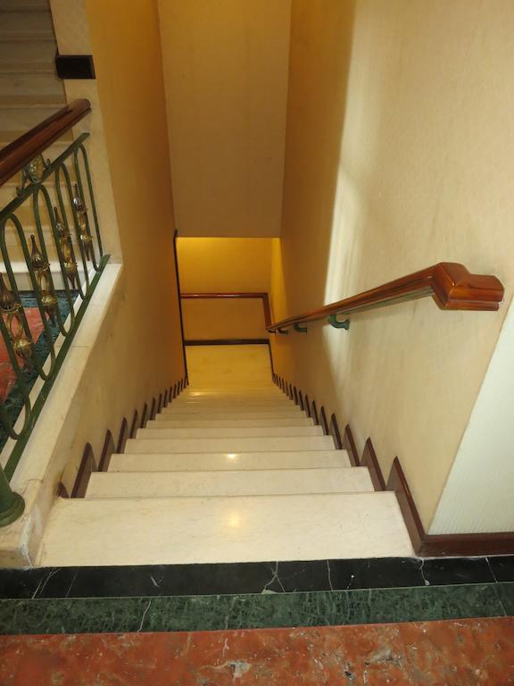 Gajahmada Graha Hotel Malang Buitenkant foto
